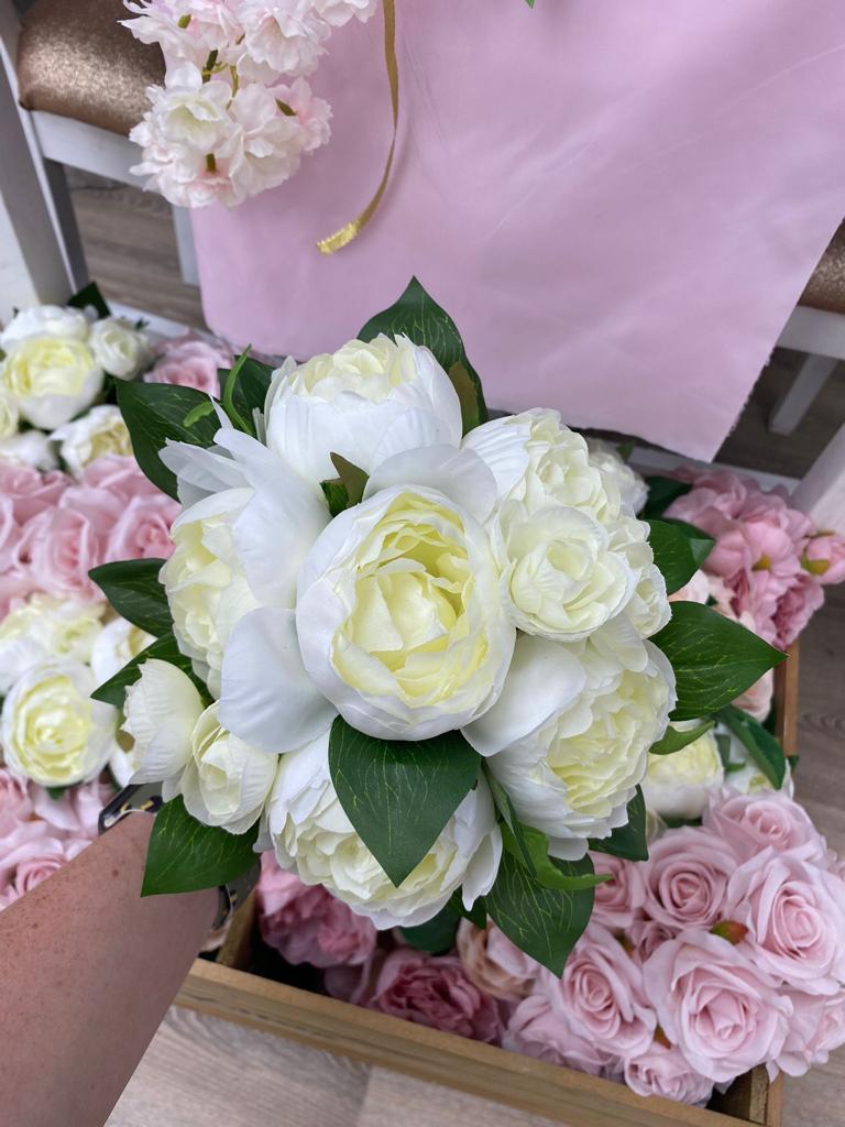 8ad8c715-a741-4f79-83ad-2968de81ff87